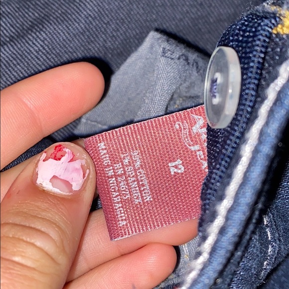 dark jean shorts - Picture 4 of 4